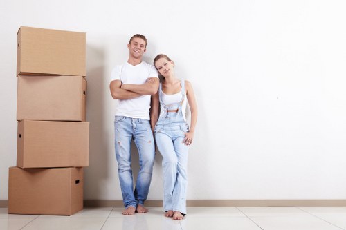 Removal truck hire for residential moves in Roehampton