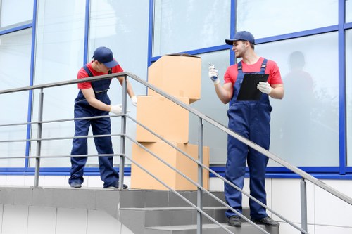 Moving truck service for residential relocations in Roehampton