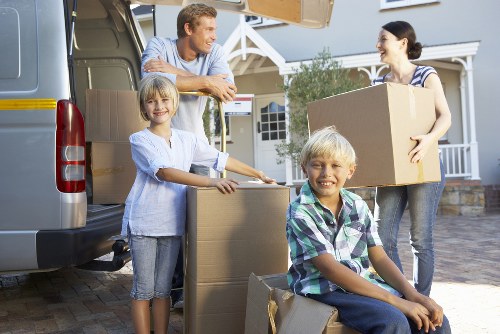 Secure storage options for movers and families in Roehampton
